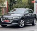 Серый Ауди E-Tron, объемом двигателя 0 л и пробегом 158 тыс. км за 27900 $, фото 2 на Automoto.ua