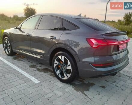 Серый Ауди E-Tron, объемом двигателя 0 л и пробегом 92 тыс. км за 40700 $, фото 5 на Automoto.ua