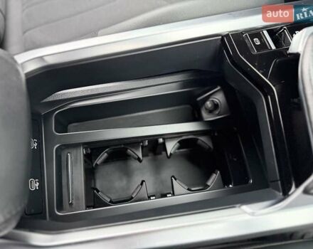 Серый Ауди E-Tron, объемом двигателя 0 л и пробегом 149 тыс. км за 29300 $, фото 58 на Automoto.ua