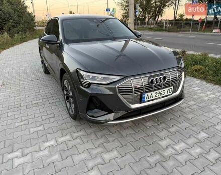 Серый Ауди E-Tron, объемом двигателя 0 л и пробегом 44 тыс. км за 33900 $, фото 24 на Automoto.ua