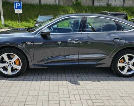 Сірий Ауді E-Tron, об'ємом двигуна 0 л та пробігом 99 тис. км за 27280 $, фото 25 на Automoto.ua