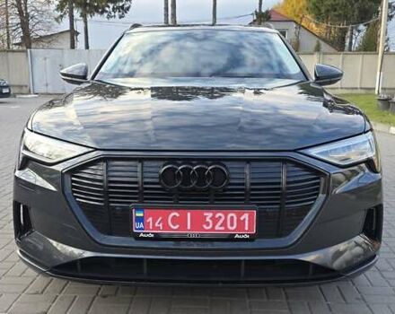 Сірий Ауді E-Tron, об'ємом двигуна 0 л та пробігом 110 тис. км за 29999 $, фото 5 на Automoto.ua