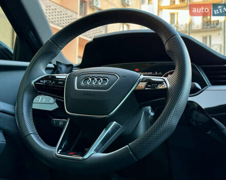 Сірий Ауді E-Tron, об'ємом двигуна 0 л та пробігом 47 тис. км за 45000 $, фото 37 на Automoto.ua