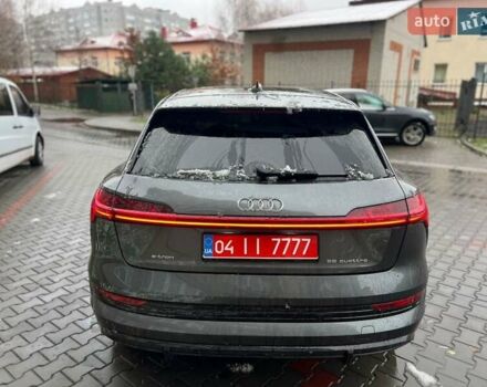 Серый Ауди E-Tron, объемом двигателя 0 л и пробегом 125 тыс. км за 34999 $, фото 14 на Automoto.ua