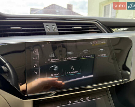 Серый Ауди E-Tron, объемом двигателя 0 л и пробегом 130 тыс. км за 37000 $, фото 76 на Automoto.ua