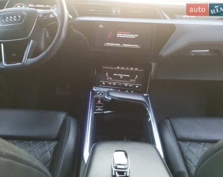 Сірий Ауді E-Tron, об'ємом двигуна 0 л та пробігом 98 тис. км за 39000 $, фото 19 на Automoto.ua