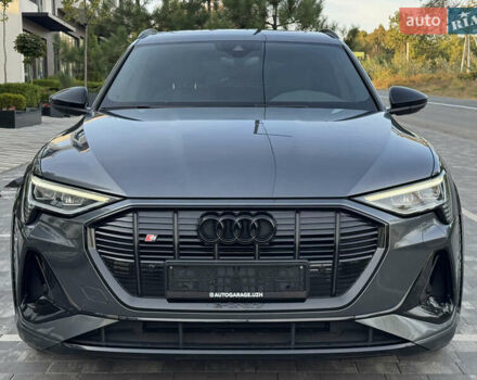 Серый Ауди E-Tron, объемом двигателя 0 л и пробегом 119 тыс. км за 40500 $, фото 9 на Automoto.ua