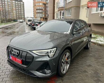 Серый Ауди E-Tron, объемом двигателя 0 л и пробегом 125 тыс. км за 34999 $, фото 2 на Automoto.ua