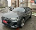 Серый Ауди E-Tron, объемом двигателя 0 л и пробегом 125 тыс. км за 34999 $, фото 2 на Automoto.ua