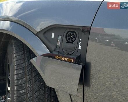 Серый Ауди E-Tron, объемом двигателя 0 л и пробегом 115 тыс. км за 37600 $, фото 29 на Automoto.ua