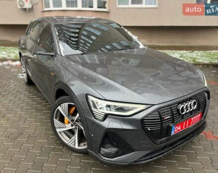 Серый Ауди E-Tron, объемом двигателя 0 л и пробегом 125 тыс. км за 34999 $, фото 8 на Automoto.ua