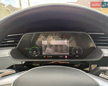 Серый Ауди E-Tron, объемом двигателя 0 л и пробегом 130 тыс. км за 37000 $, фото 84 на Automoto.ua