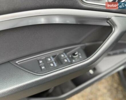 Серый Ауди E-Tron, объемом двигателя 0 л и пробегом 149 тыс. км за 29300 $, фото 63 на Automoto.ua