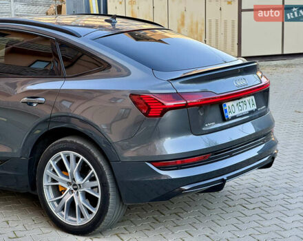 Сірий Ауді E-Tron, об'ємом двигуна 0 л та пробігом 47 тис. км за 45000 $, фото 15 на Automoto.ua