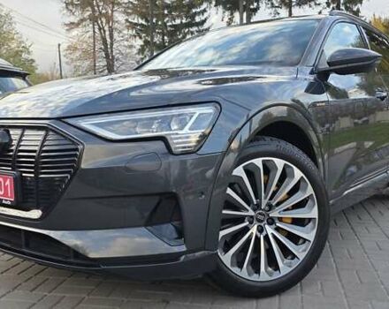 Сірий Ауді E-Tron, об'ємом двигуна 0 л та пробігом 110 тис. км за 29999 $, фото 37 на Automoto.ua