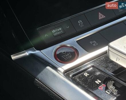 Серый Ауди E-Tron, объемом двигателя 0 л и пробегом 115 тыс. км за 37600 $, фото 18 на Automoto.ua