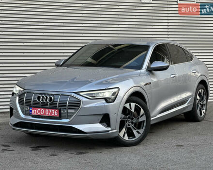 Сірий Ауді E-Tron, об'ємом двигуна 0 л та пробігом 45 тис. км за 33999 $, фото 2 на Automoto.ua