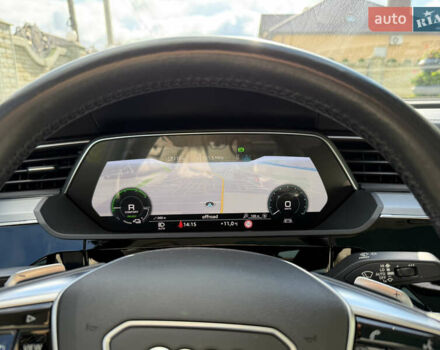 Серый Ауди E-Tron, объемом двигателя 0 л и пробегом 130 тыс. км за 37000 $, фото 80 на Automoto.ua