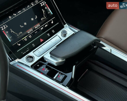 Серый Ауди E-Tron, объемом двигателя 0 л и пробегом 70 тыс. км за 42850 $, фото 35 на Automoto.ua