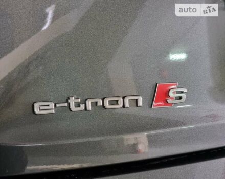 Сірий Ауді E-Tron, об'ємом двигуна 0 л та пробігом 5 тис. км за 77500 $, фото 9 на Automoto.ua