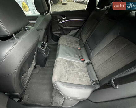 Серый Ауди E-Tron, объемом двигателя 0 л и пробегом 129 тыс. км за 33950 $, фото 15 на Automoto.ua