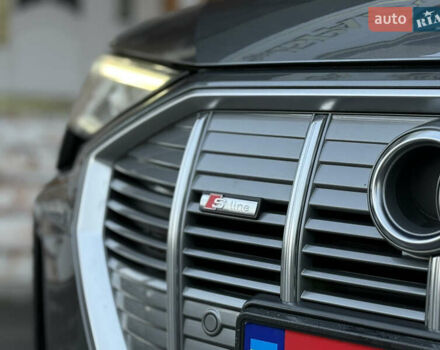 Серый Ауди E-Tron, объемом двигателя 0 л и пробегом 28 тыс. км за 34900 $, фото 7 на Automoto.ua