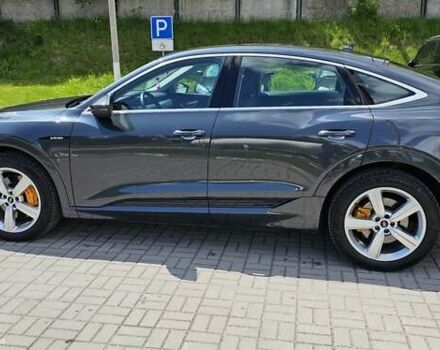 Сірий Ауді E-Tron, об'ємом двигуна 0 л та пробігом 99 тис. км за 27280 $, фото 27 на Automoto.ua