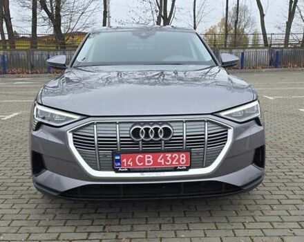 Сірий Ауді E-Tron, об'ємом двигуна 0 л та пробігом 140 тис. км за 28800 $, фото 26 на Automoto.ua