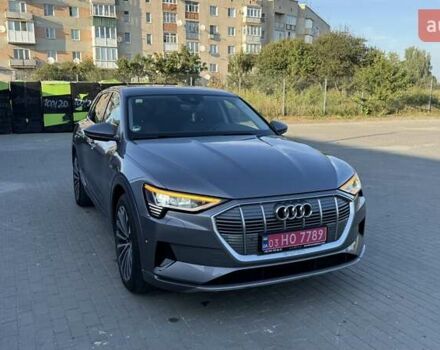 Серый Ауди E-Tron, объемом двигателя 0 л и пробегом 98 тыс. км за 29999 $, фото 6 на Automoto.ua