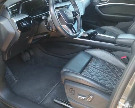 Сірий Ауді E-Tron, об'ємом двигуна 0 л та пробігом 98 тис. км за 39000 $, фото 16 на Automoto.ua