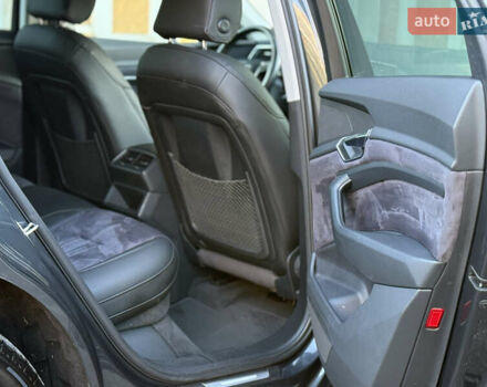 Серый Ауди E-Tron, объемом двигателя 0 л и пробегом 125 тыс. км за 26900 $, фото 28 на Automoto.ua