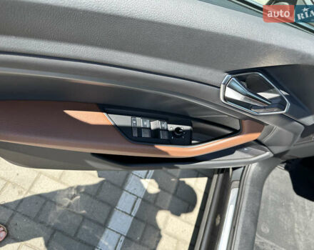 Сірий Ауді E-Tron, об'ємом двигуна 0 л та пробігом 190 тис. км за 26700 $, фото 3 на Automoto.ua