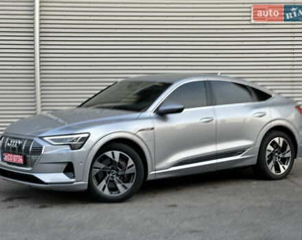 Сірий Ауді E-Tron, об'ємом двигуна 0 л та пробігом 45 тис. км за 33999 $, фото 4 на Automoto.ua