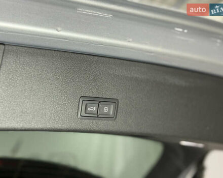 Серый Ауди E-Tron, объемом двигателя 0 л и пробегом 44 тыс. км за 33000 $, фото 45 на Automoto.ua