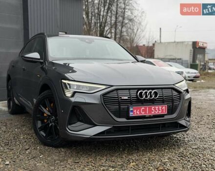 Серый Ауди E-Tron, объемом двигателя 0 л и пробегом 149 тыс. км за 29300 $, фото 2 на Automoto.ua