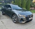 Сірий Ауді E-Tron, об'ємом двигуна 0 л та пробігом 110 тис. км за 33700 $, фото 1 на Automoto.ua