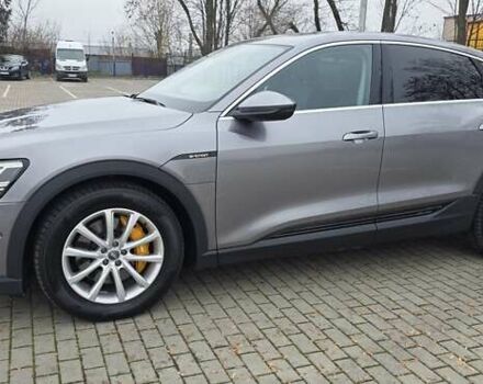 Сірий Ауді E-Tron, об'ємом двигуна 0 л та пробігом 140 тис. км за 28800 $, фото 58 на Automoto.ua