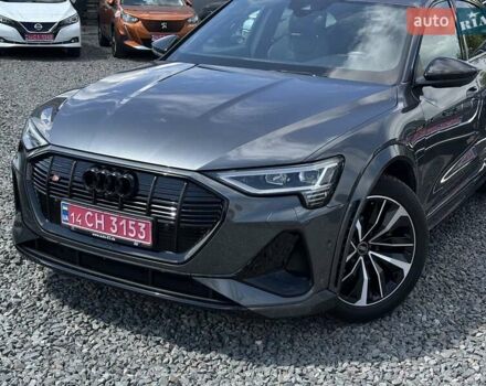 Серый Ауди E-Tron, объемом двигателя 0 л и пробегом 115 тыс. км за 37600 $, фото 3 на Automoto.ua