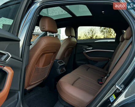 Серый Ауди E-Tron, объемом двигателя 0 л и пробегом 70 тыс. км за 42850 $, фото 42 на Automoto.ua