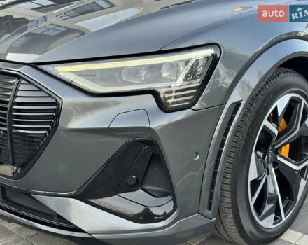 Серый Ауди E-Tron, объемом двигателя 0 л и пробегом 119 тыс. км за 41500 $, фото 15 на Automoto.ua