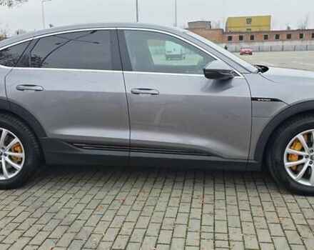 Сірий Ауді E-Tron, об'ємом двигуна 0 л та пробігом 140 тис. км за 28800 $, фото 35 на Automoto.ua