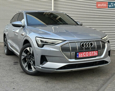 Сірий Ауді E-Tron, об'ємом двигуна 0 л та пробігом 45 тис. км за 33999 $, фото 11 на Automoto.ua