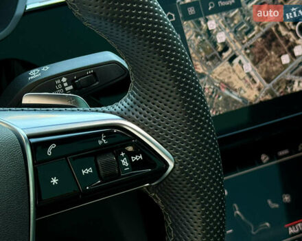 Сірий Ауді E-Tron, об'ємом двигуна 0 л та пробігом 47 тис. км за 45000 $, фото 51 на Automoto.ua