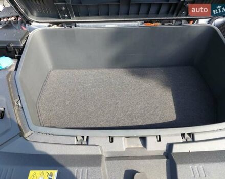 Серый Ауди E-Tron, объемом двигателя 0 л и пробегом 3 тыс. км за 47000 $, фото 12 на Automoto.ua