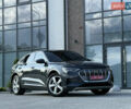 Серый Ауди E-Tron, объемом двигателя 0 л и пробегом 93 тыс. км за 28450 $, фото 2 на Automoto.ua