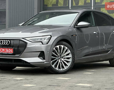 Серый Ауди E-Tron, объемом двигателя 0 л и пробегом 129 тыс. км за 33950 $, фото 4 на Automoto.ua