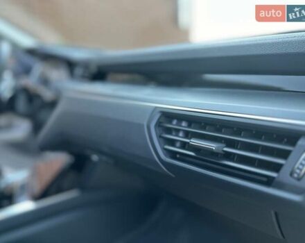 Серый Ауди E-Tron, объемом двигателя 0 л и пробегом 59 тыс. км за 37396 $, фото 30 на Automoto.ua