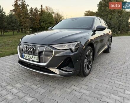 Серый Ауди E-Tron, объемом двигателя 0 л и пробегом 44 тыс. км за 33900 $, фото 21 на Automoto.ua