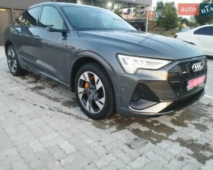 Сірий Ауді E-Tron, об'ємом двигуна 0 л та пробігом 98 тис. км за 39000 $, фото 1 на Automoto.ua