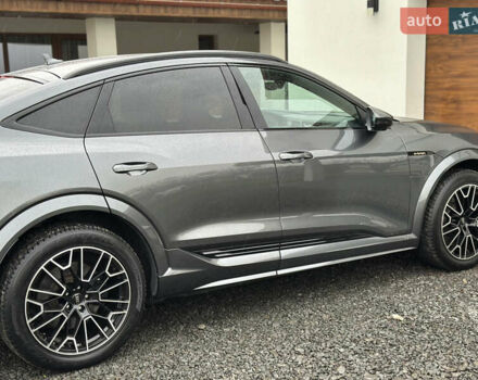 Сірий Ауді E-Tron, об'ємом двигуна 0 л та пробігом 106 тис. км за 39900 $, фото 32 на Automoto.ua